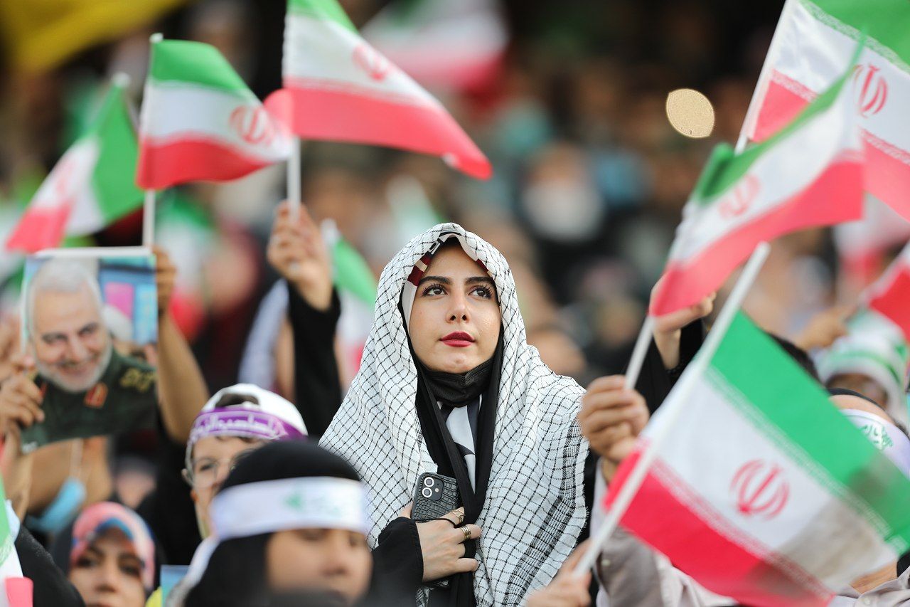 گزارش تصویری: از اجتماع ۱۰۰ هزار نفری «سلام فرمانده» در ورزشگاه آزادی تهران
