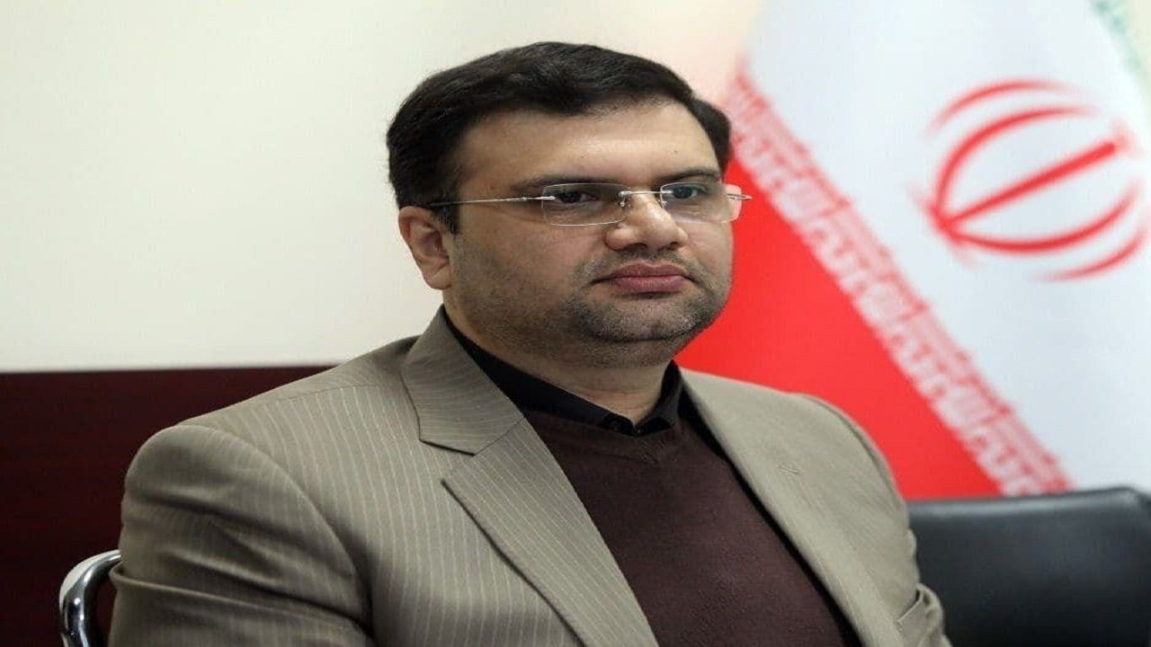 اصولی: عزیزی با دعوت استیلی به کانادا می‌رود