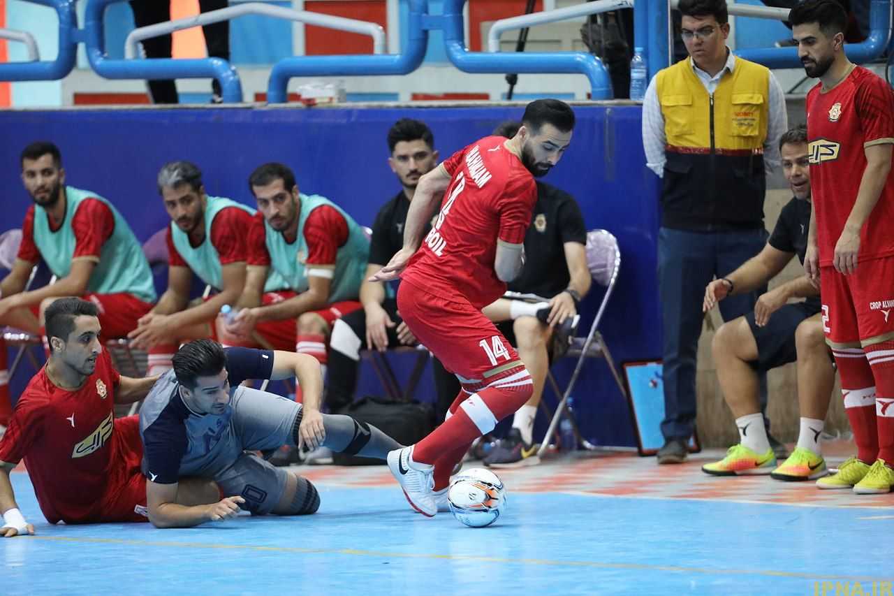 گزارش تصویری: برد ۲ بر ۱ کراپ الوند مقابل فولاد زرند ایرانیان