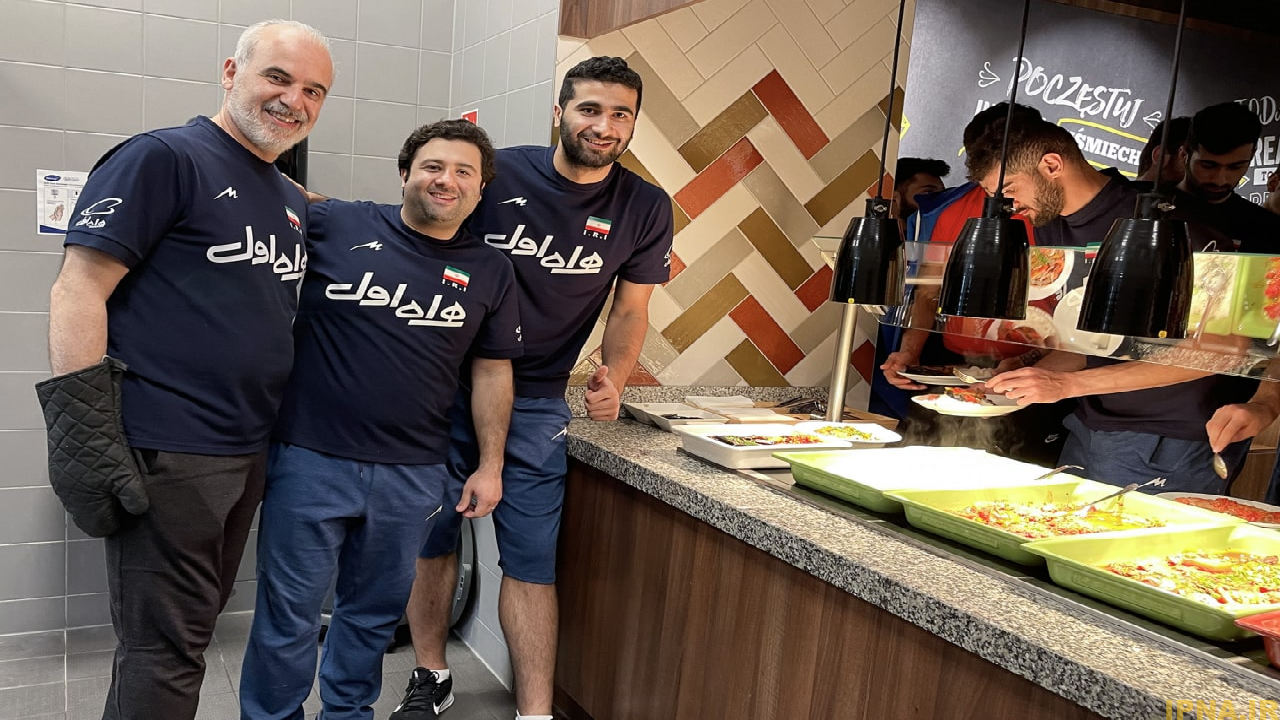 آشپزی ملی پوشان در هتل