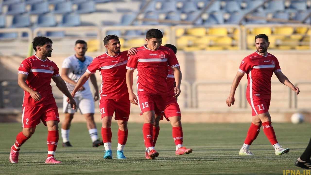 شارژ مالی پرسپولیسی‌ها قبل از بازی با فولاد