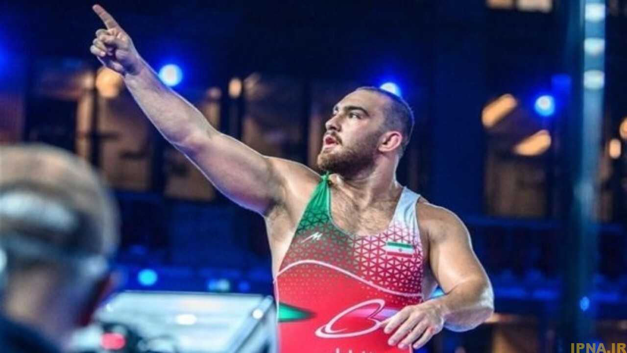 خرید رای با وعده های پوشالی/ دست های خالی قهرمانان کشتی جهان