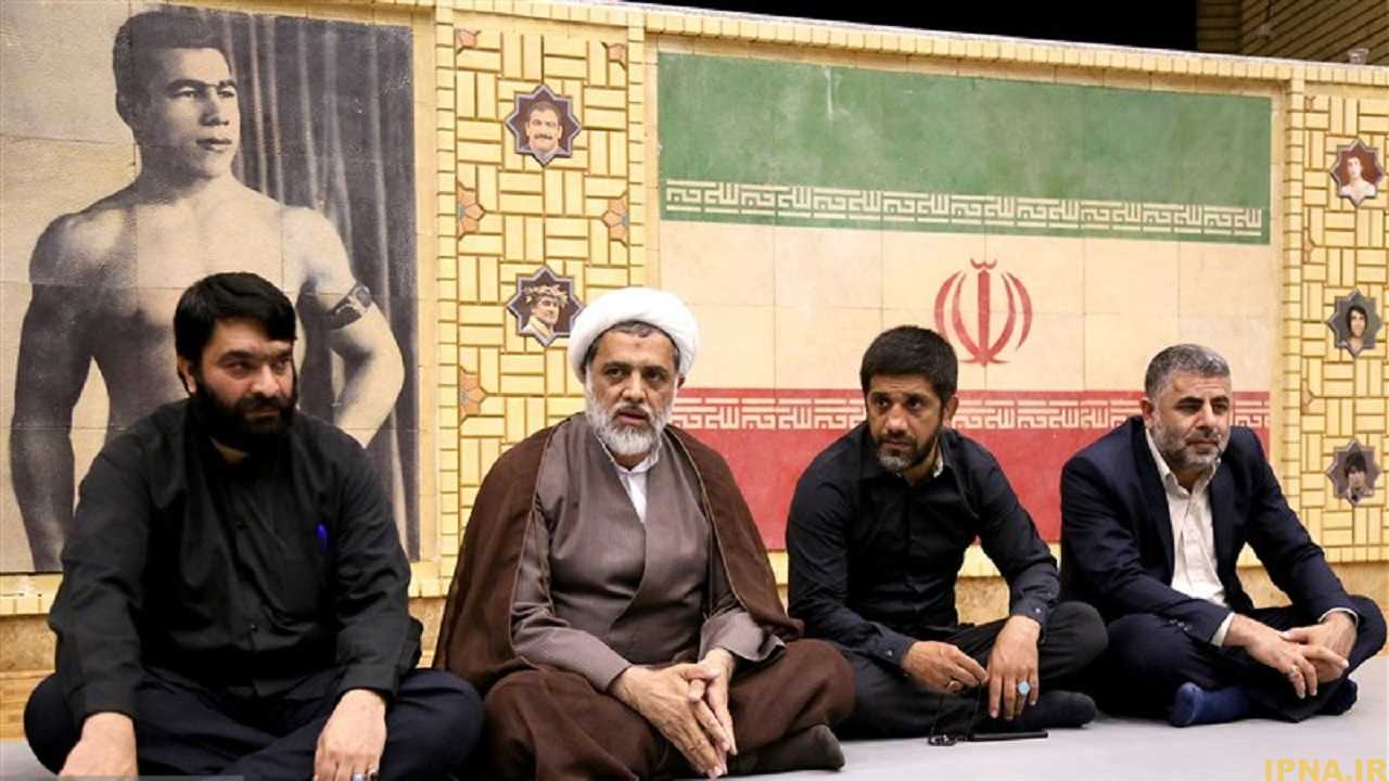 شکایت دوبنده پوشان از بدقولی های وزارت ورزش/ پرونده کشتی روی میز سازمان برنامه و بودجه