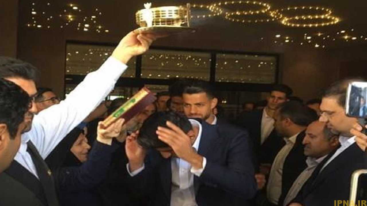 کلیپ مراسم بدرقه تیم ملی فوتبال برای حضور در جام جهانی قطر