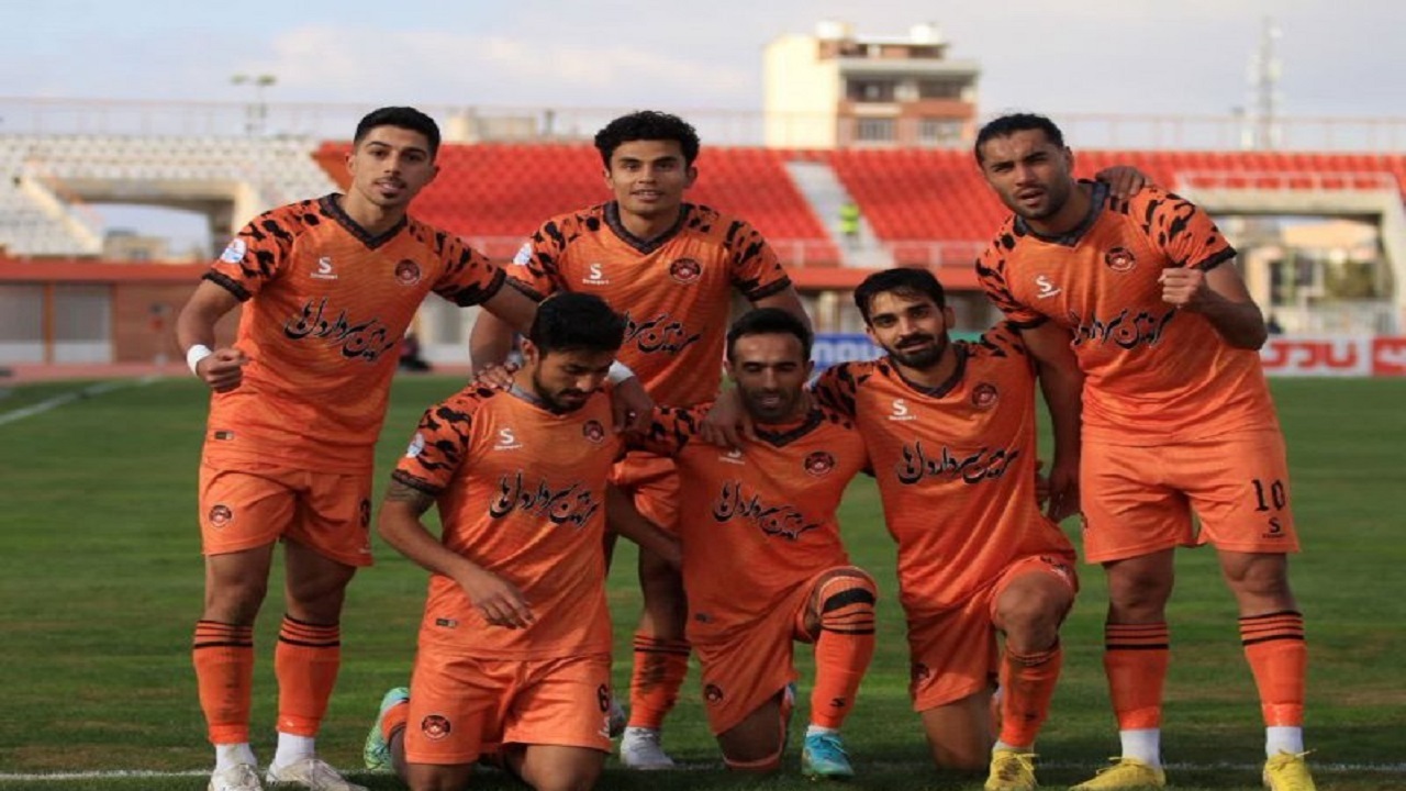 صعود مس با عبور از آبادانی ها