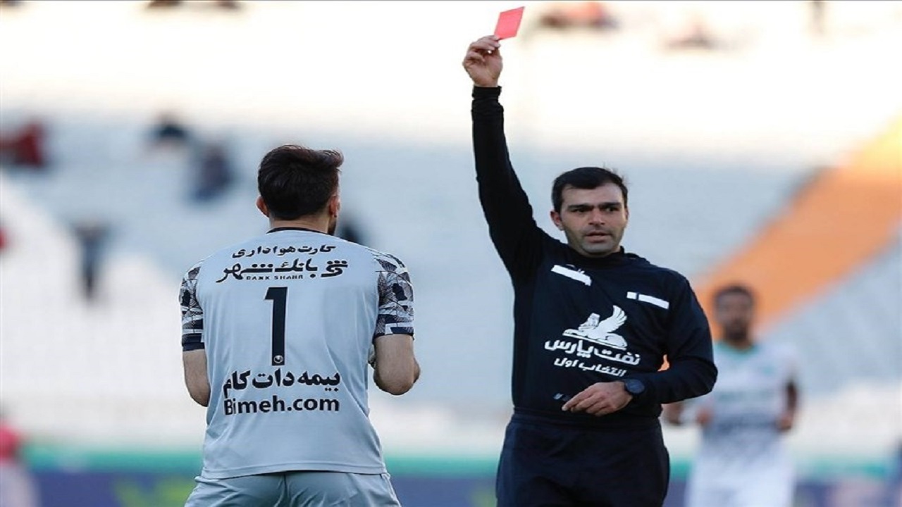 پرسپولیس از داور دیدار با آلومینیوم شکایت می‌کند