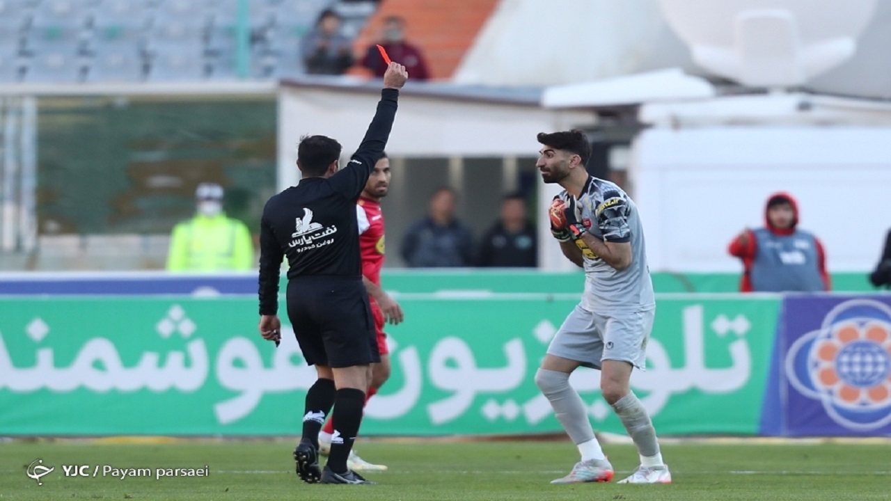 کلهر: پرسپولیس در صورت اخراج نشدن بیرانوند برنده می شد/ آرامش رمز موفقیت مهاجمان سرخپوش است