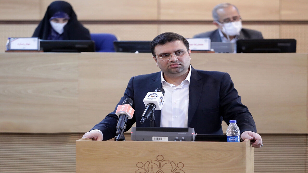 اصولی: در حمایت از قلعه‌نویی کوتاهی نخواهیم کرد/ برخی منافع ملی را نادیده می‌گیرند