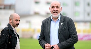 اگر استقلال قرمز بپوشد دولت فوراً کمکش می‌کند/ عامل بدبختی استقلال خود وزارت ورزش است!