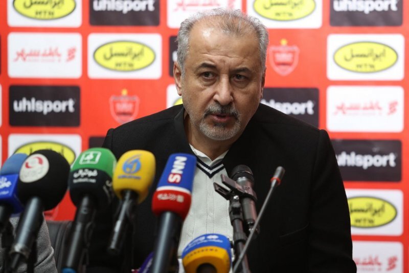 هواداران علیه حامی مالی جبهه نگیرند