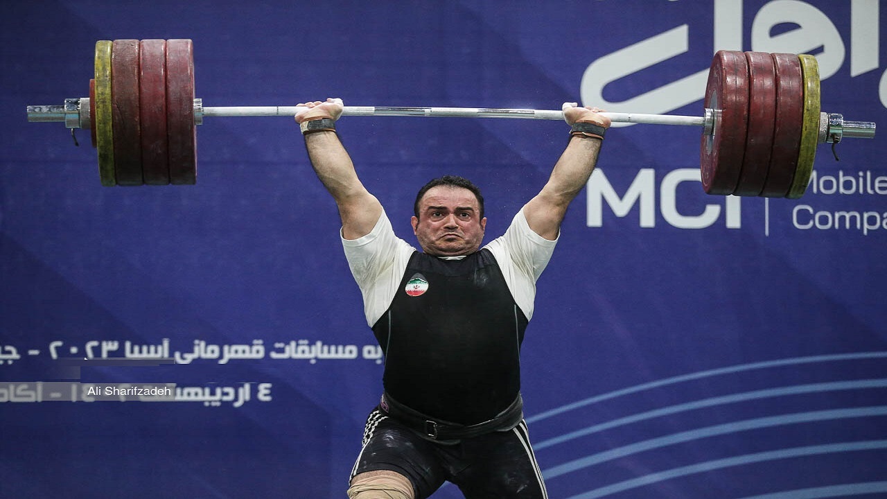 قهرمان جهان و المپیک در گروه B وزنه‌برداری قهرمانی آسیا
