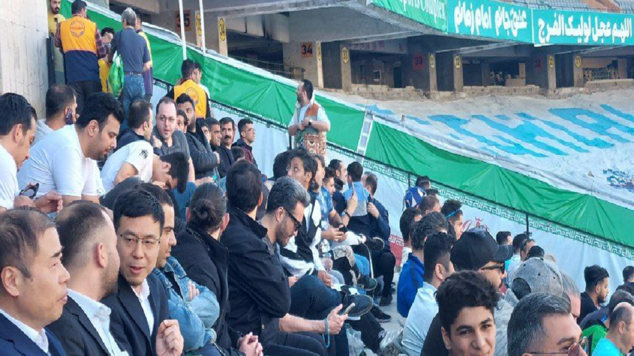 چینی ها به دنبال خرید استقلال