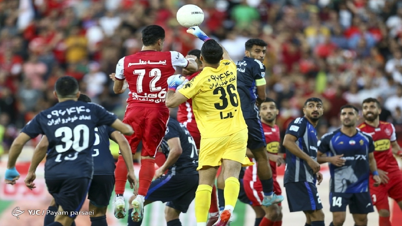 سلیمانی: یک پنالتی واضح را داور بازی پرسپولیس و پیکان ندید