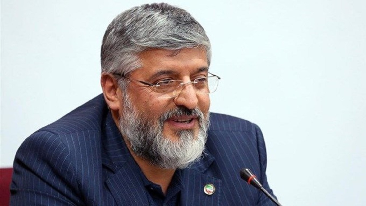 پولاد‌گر: درمورد هدایت تیم امید به گزینه‌ نهایی رسیده‌ایم