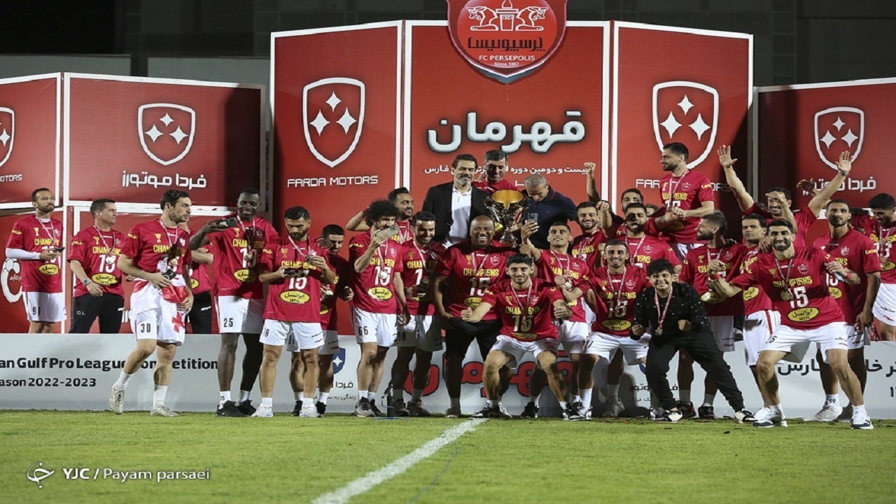 کرمانی مقدم: می خواهند قهرمانی پرسپولیس را کمرنگ کنند/ ساپینتو دیوانه است