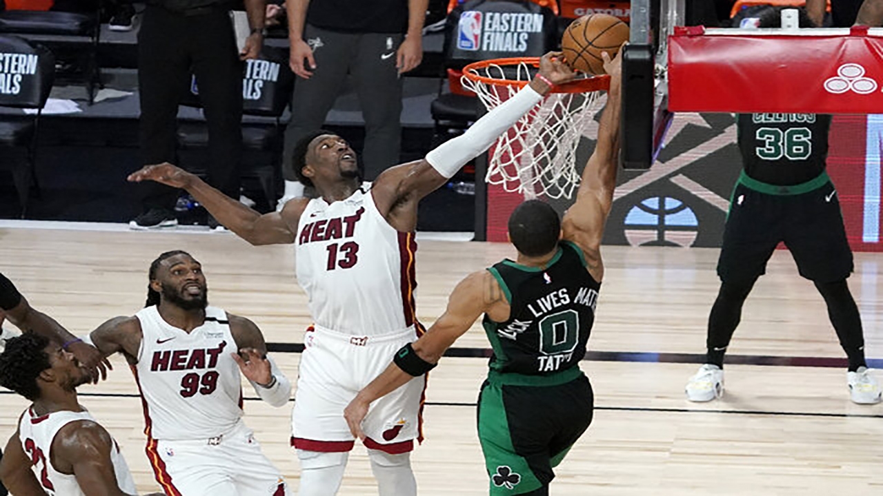 لیگ NBA| سلتیکس از سد هیت گذشت/ بوستون در آستانه تاریخ‌سازی