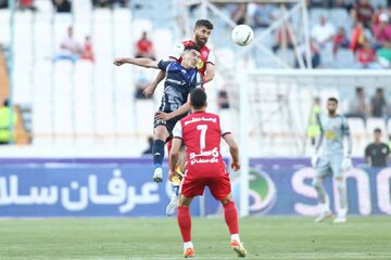 عکس | پرسپولیس ۶۰ تایی شد و صدرنشینی را ادامه داد