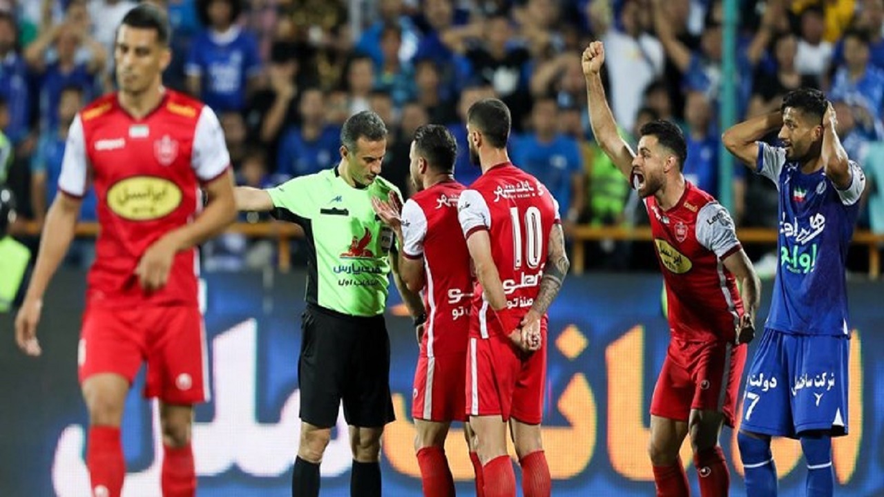 ماجرای عکس جنجالی خورشیدی با پرسپولیسی‌ها در دربی چه بود؟