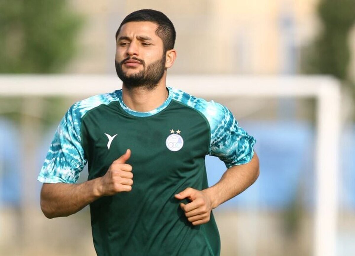 غلامی از استقلال جدا شد