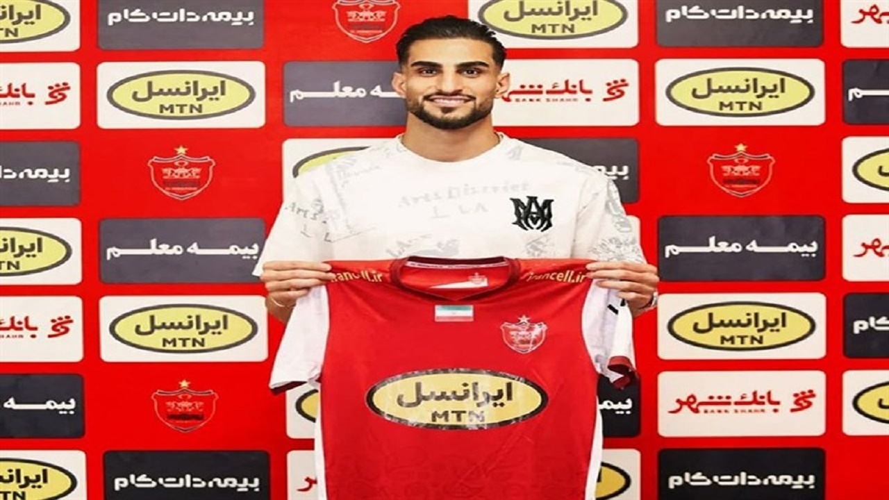 باشگاه پرسپولیس: زاهدی برای قرارداد بیش از یک سال، مجوز نداشت