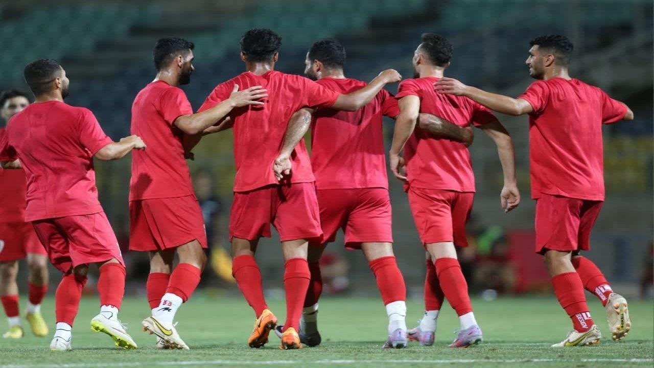 باشگاه پرسپولیس اجازه ثبت قراردادهایش را ندارد