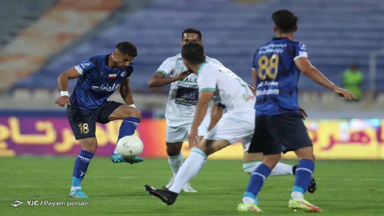 ورمزیار: تعویق مسابقات لیگ برتر را به فال نیک می گیرم/ تنها استقلال و پرسپولیس در نقل و انتقالات ضرر کردند