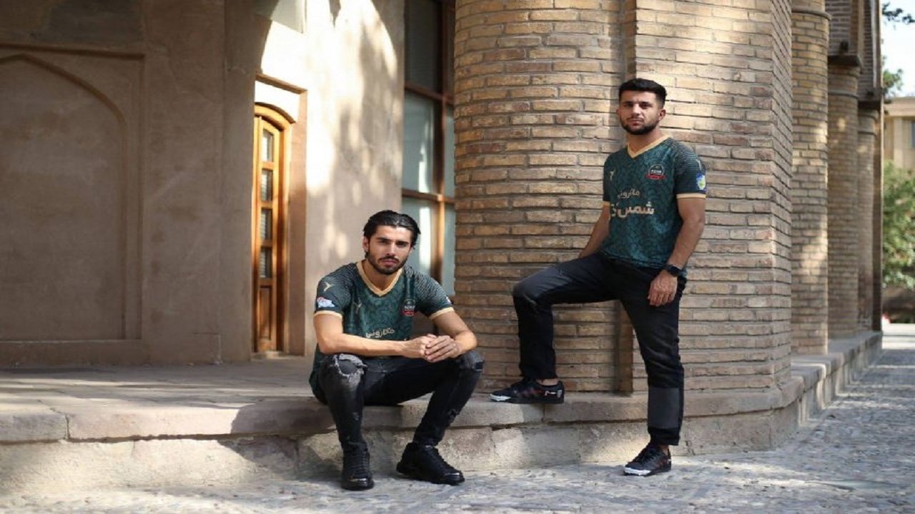 پیراهن تیم محبوب شهر قزوین