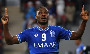مهاجم الهلال در راه استقلال!