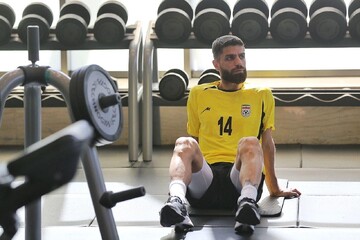 عکس| تیپ خاص سرلک برای تمدید با پرسپولیس