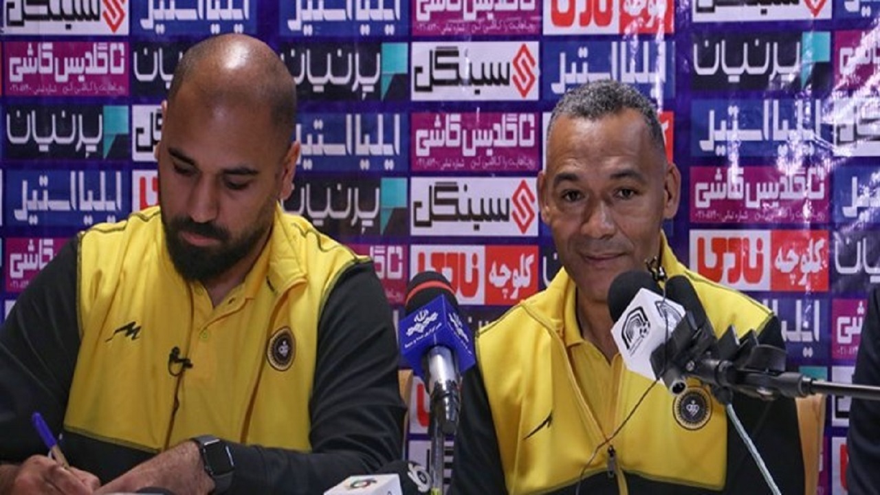 مورایس: اگر حریفان نیمار و اوتاویو را دارند، ما هم بازیکنان خودمان را داریم/ برنامه من یک راز است