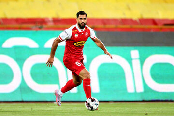 پیشنهاد ۳۸ میلیاردی به ستاره پرسپولیس
