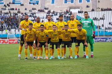 برد ارتش ۹ نفره سپاهان مقابل نیروی هوایی عراق