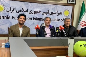 رغبتی به گزارش عملکرد دارید یا سلفی با گلزار دوست دارید؟