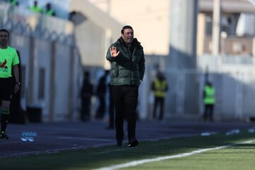 نکونام هافبک مغضوب را بخشید!