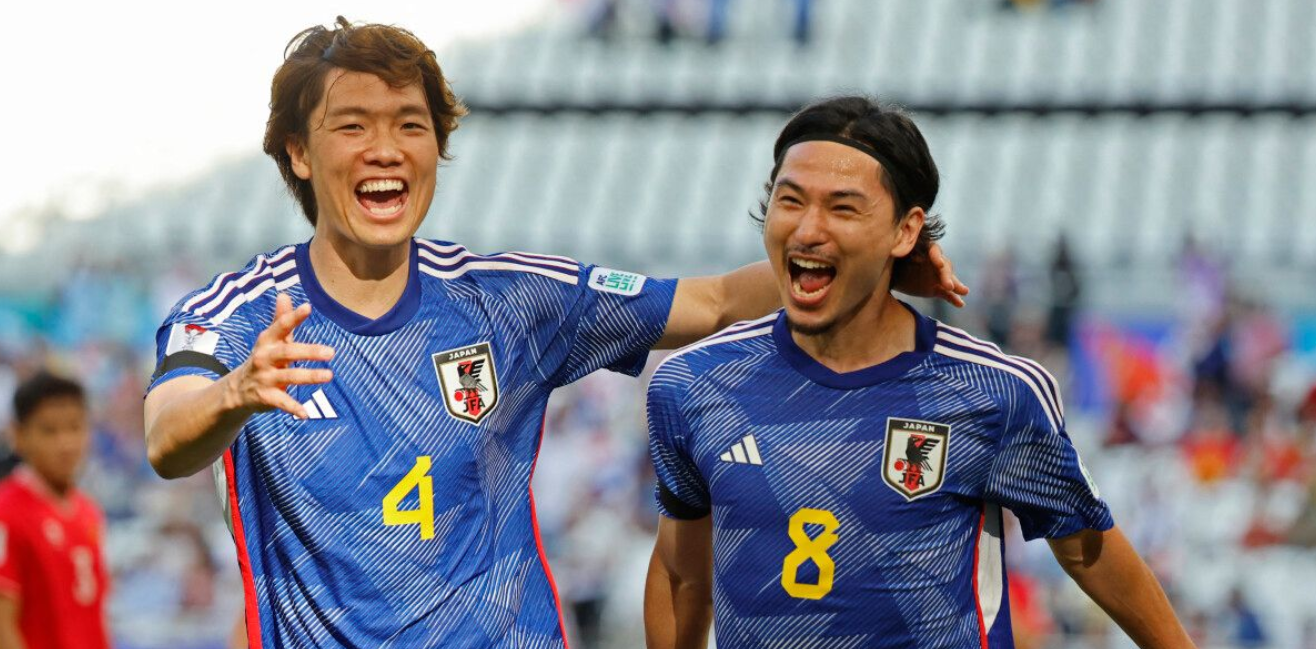 Group D: Japan 4-2 Vietnam