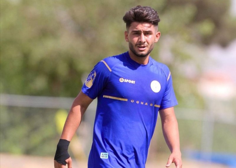 مدافع بلندقامت امیدها به پرسپولیس پیوست