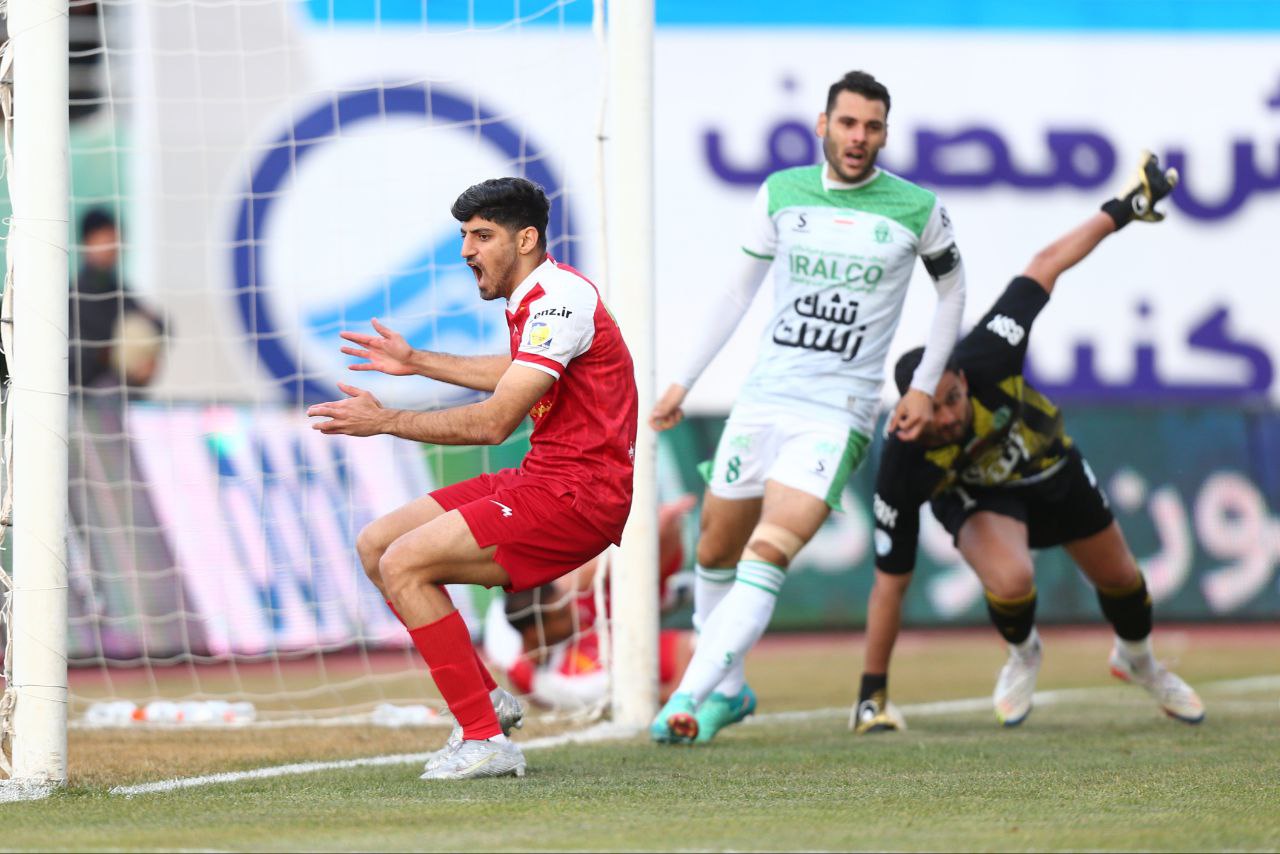 پوشش تصویری آلومنیوم و پرسپولیس