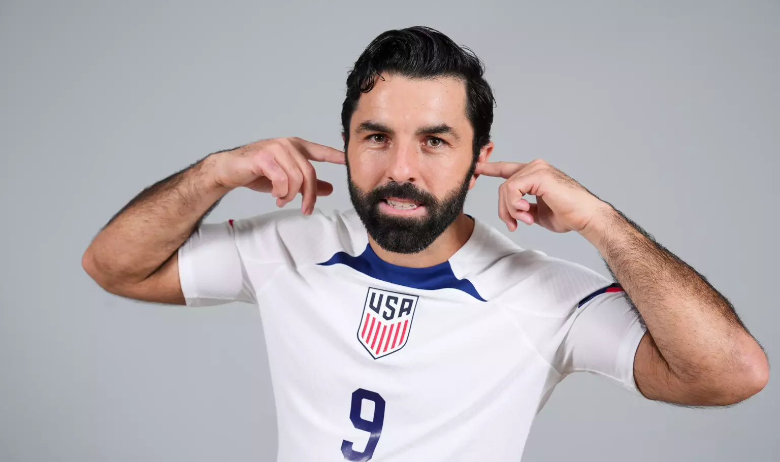 Canale on skateboard juggling, acting and USA’s quest