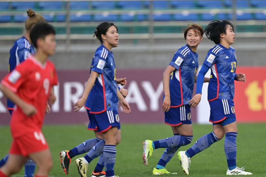 Group B: Japan 10-0 Vietnam
