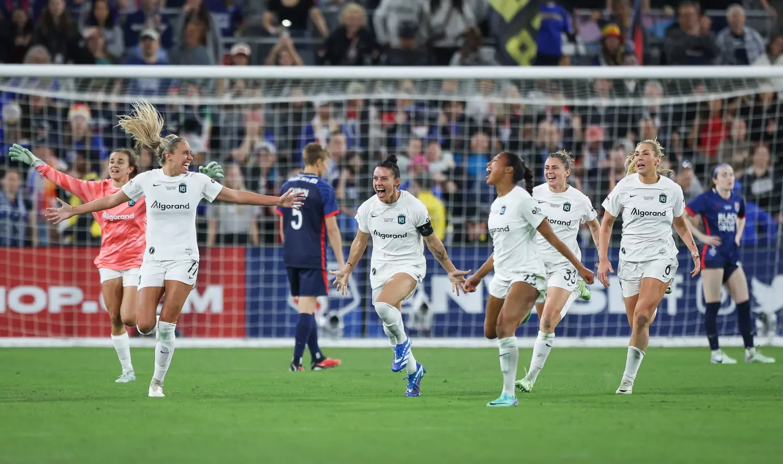 Fives turns attention to NWSL start and Mundial de Clubes qualification