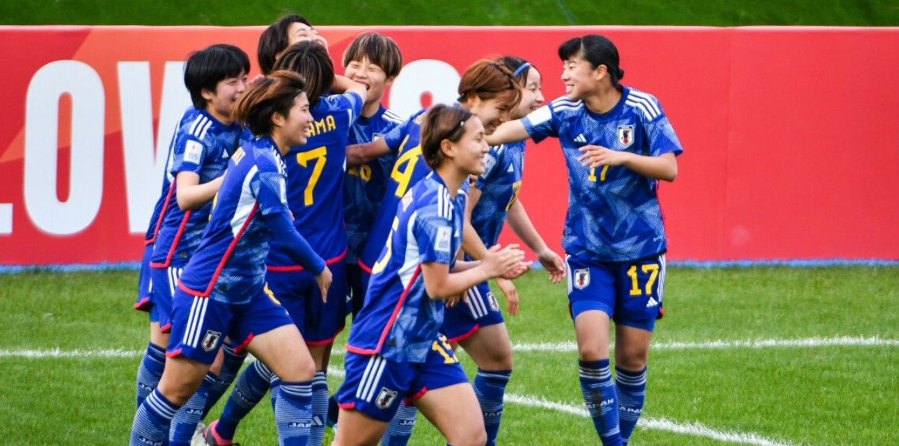 S-final: Japan turn on the power against Australia