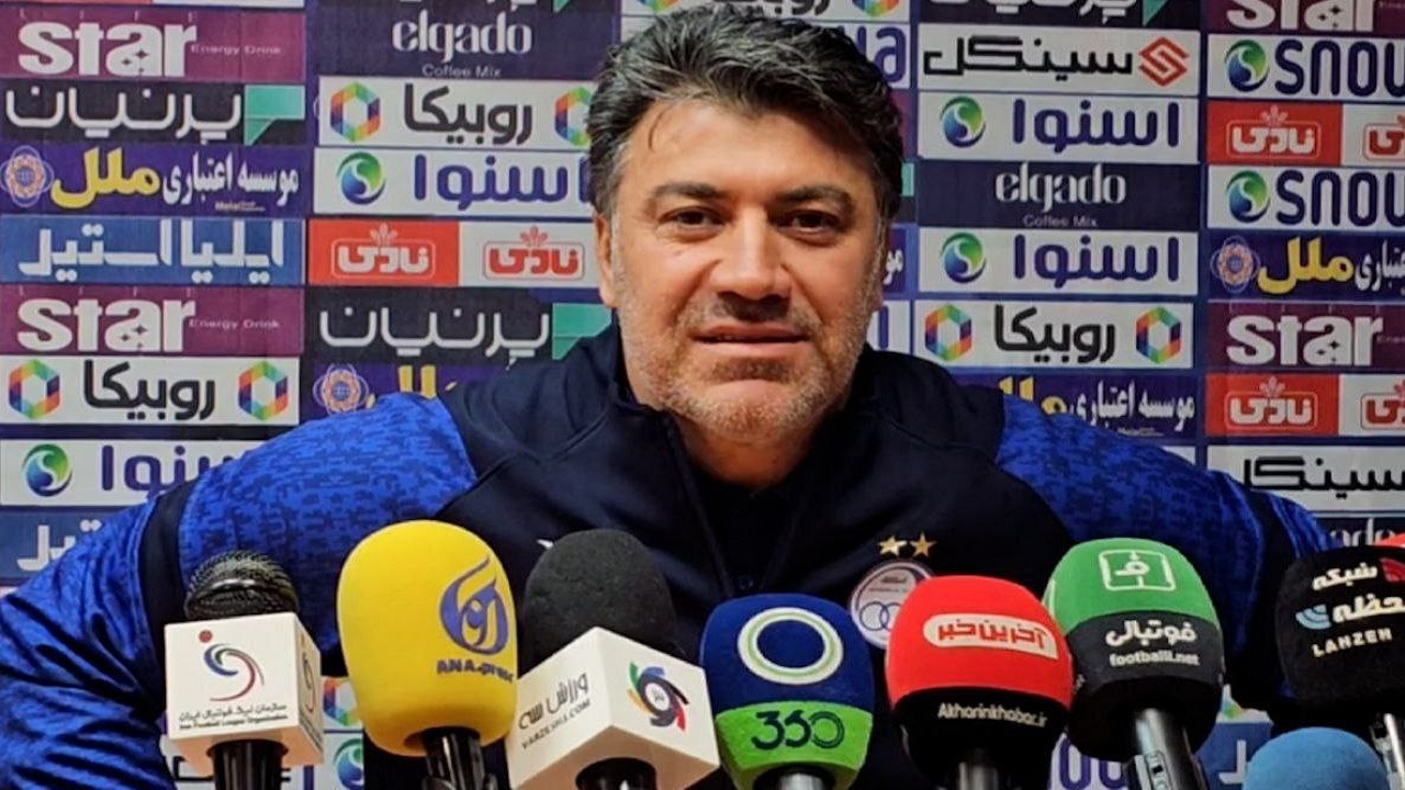 نوازی: استقلال نمی‌تواند در دو جام شرکت کند