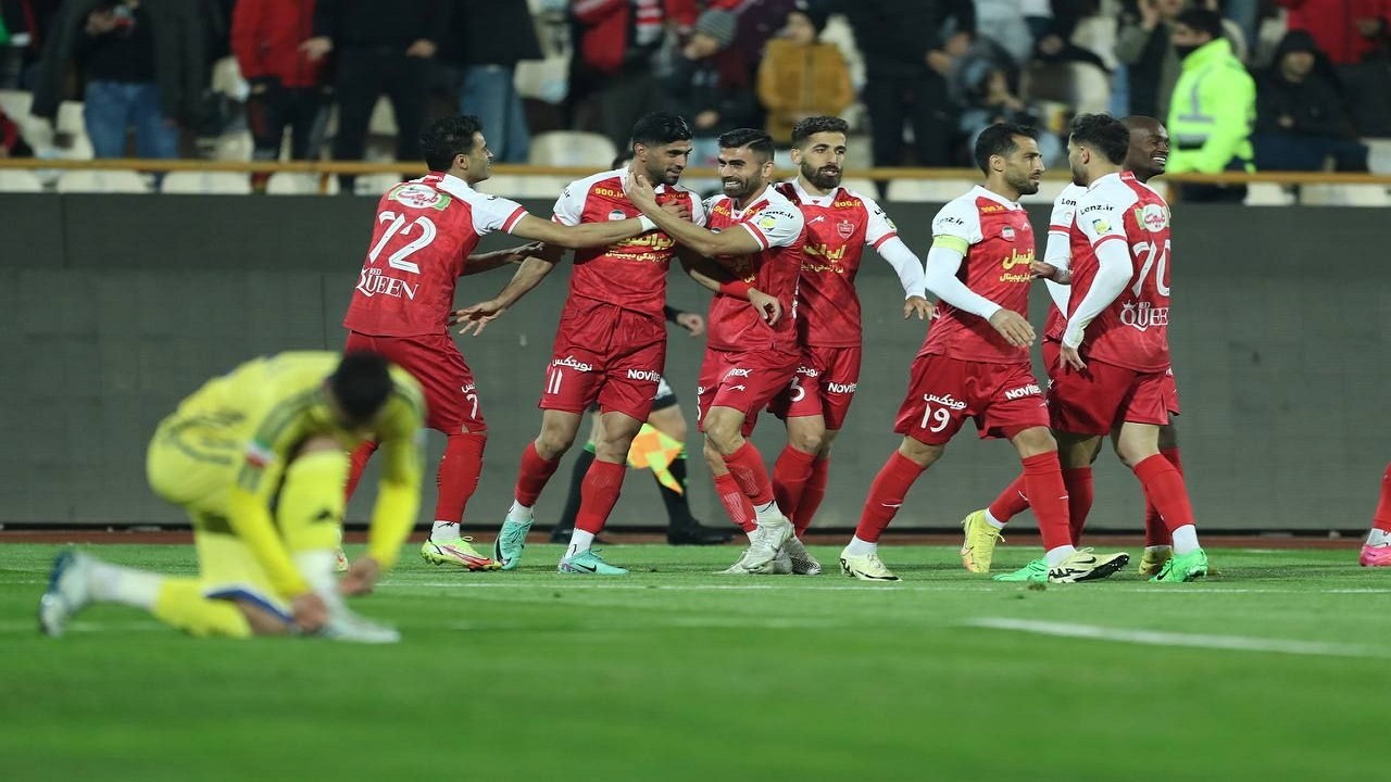 آشتیانی: پرسپولیس به اقتدار گذشته خود برگشته است