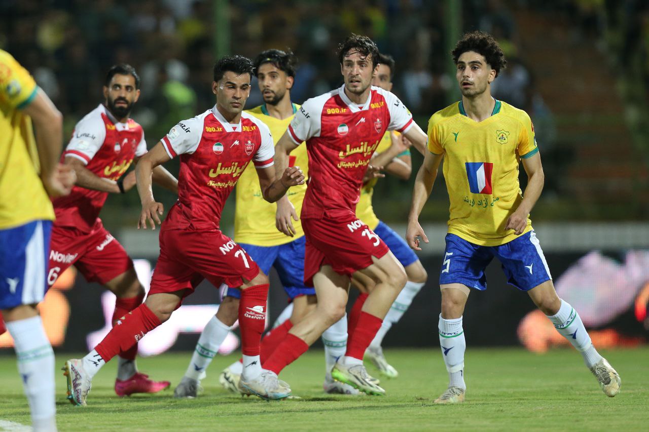 پوشش تصویری بازی نفت آبادان و پرسپولیس