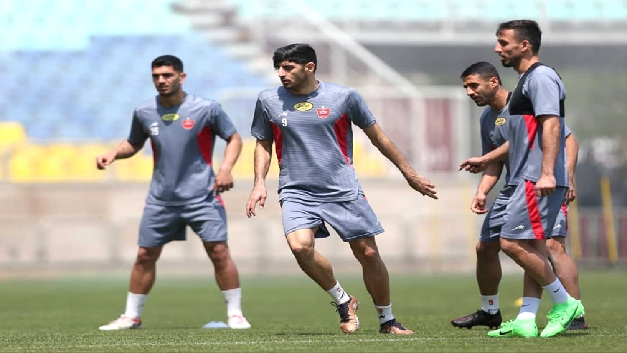 برگزاری آخرین تمرین پرسپولیس قبل از سفر به آبادان