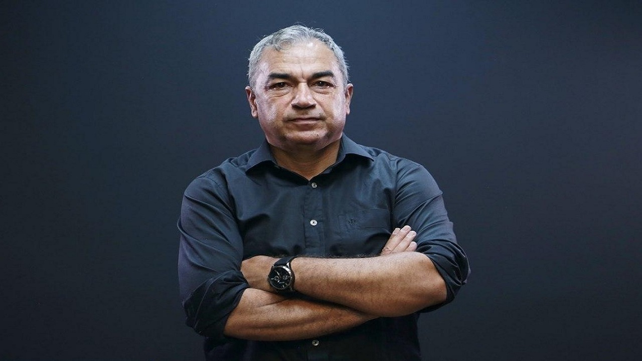 کلهر: بردن نساجی به قهرمانی پرسپولیس کمک می کند/ سروش رفیعی بی‌احتیاطی کرد