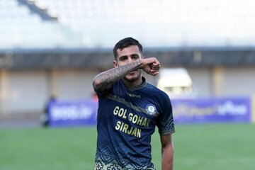 گزینه نکونام در لیست قرمزها؛ جانشین ستاره پرسپولیس مشخص شد