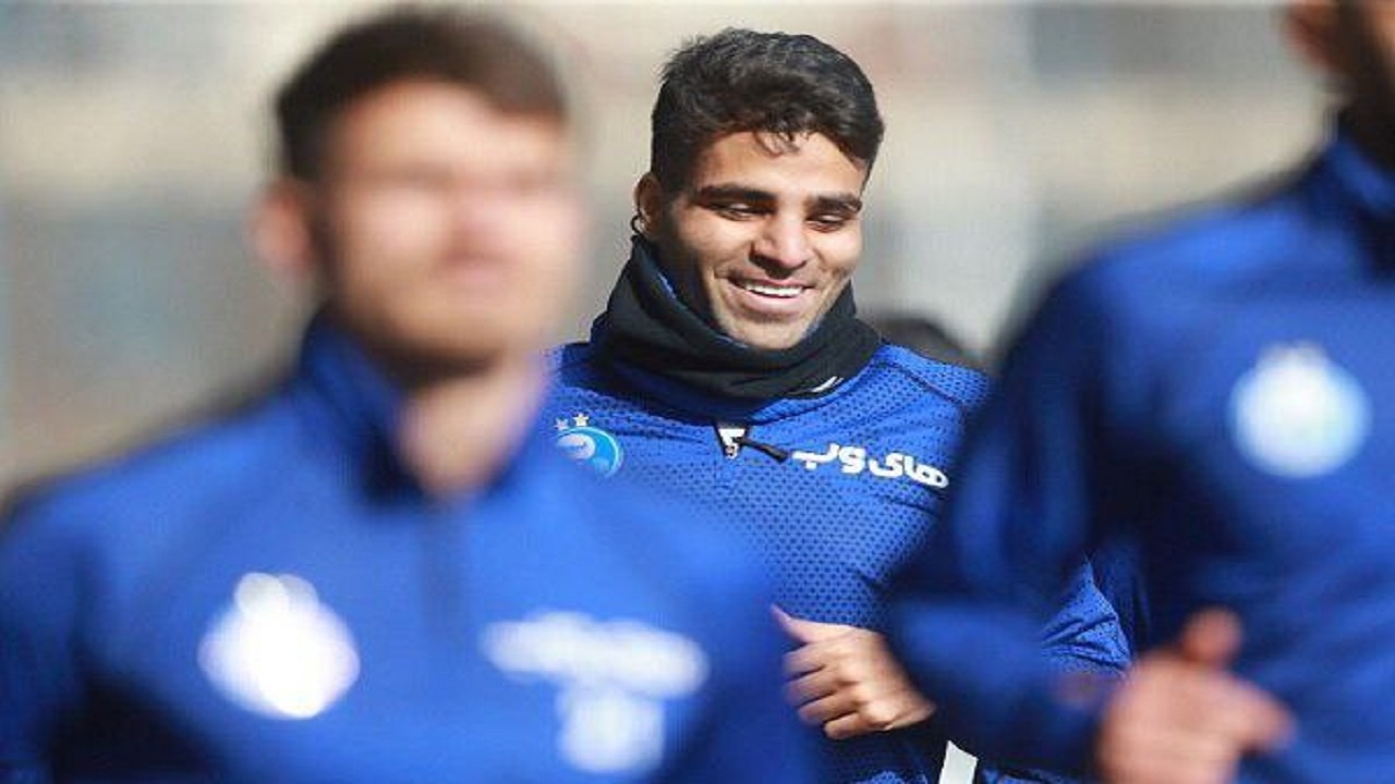 مرادمند از استقلال جدا می‌شود؟