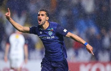 عکس | عضلات آماده یک پرسپولیسی؛ نمایش سیکس‌پک در ژاپن!