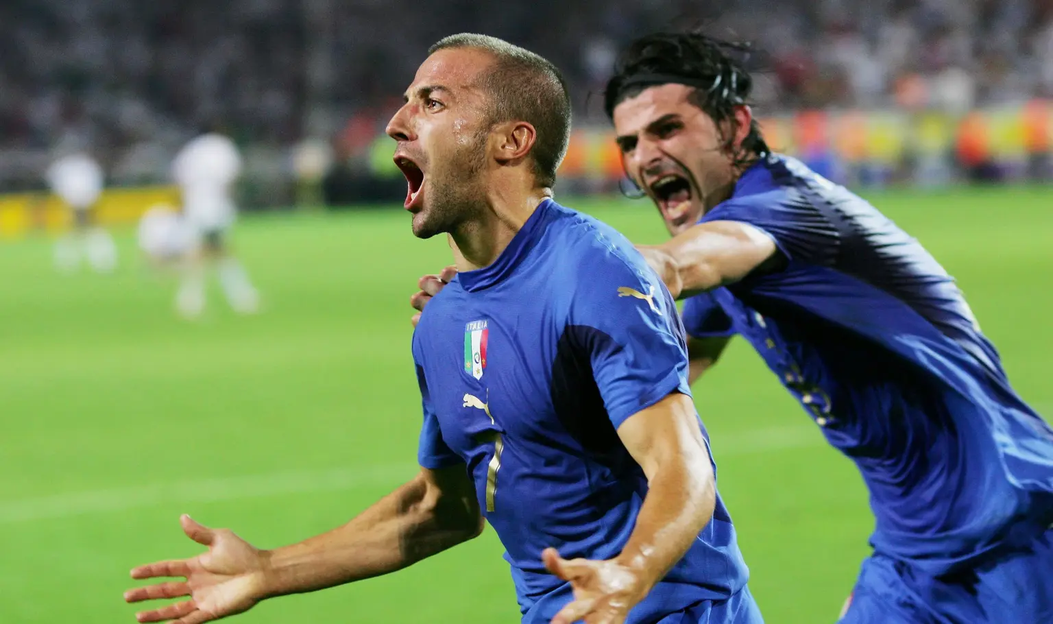 Grosso and Del Piero settle semi-final classic